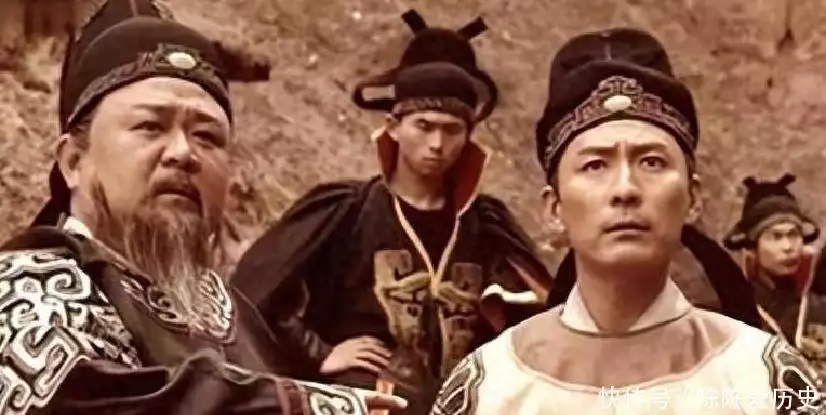 唐朝最反常一幕皇帝2000保镖打赢了硬仗_神探狄仁杰千牛卫右威卫谁更厉害_神探狄仁杰2在线观看