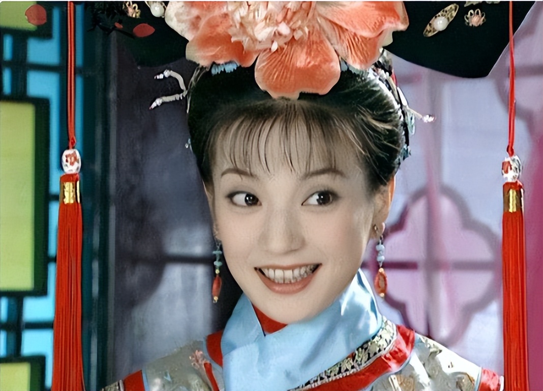 赵薇消失四年原因_赵薇近期动态分析_赵薇现在还在娱乐圈吗